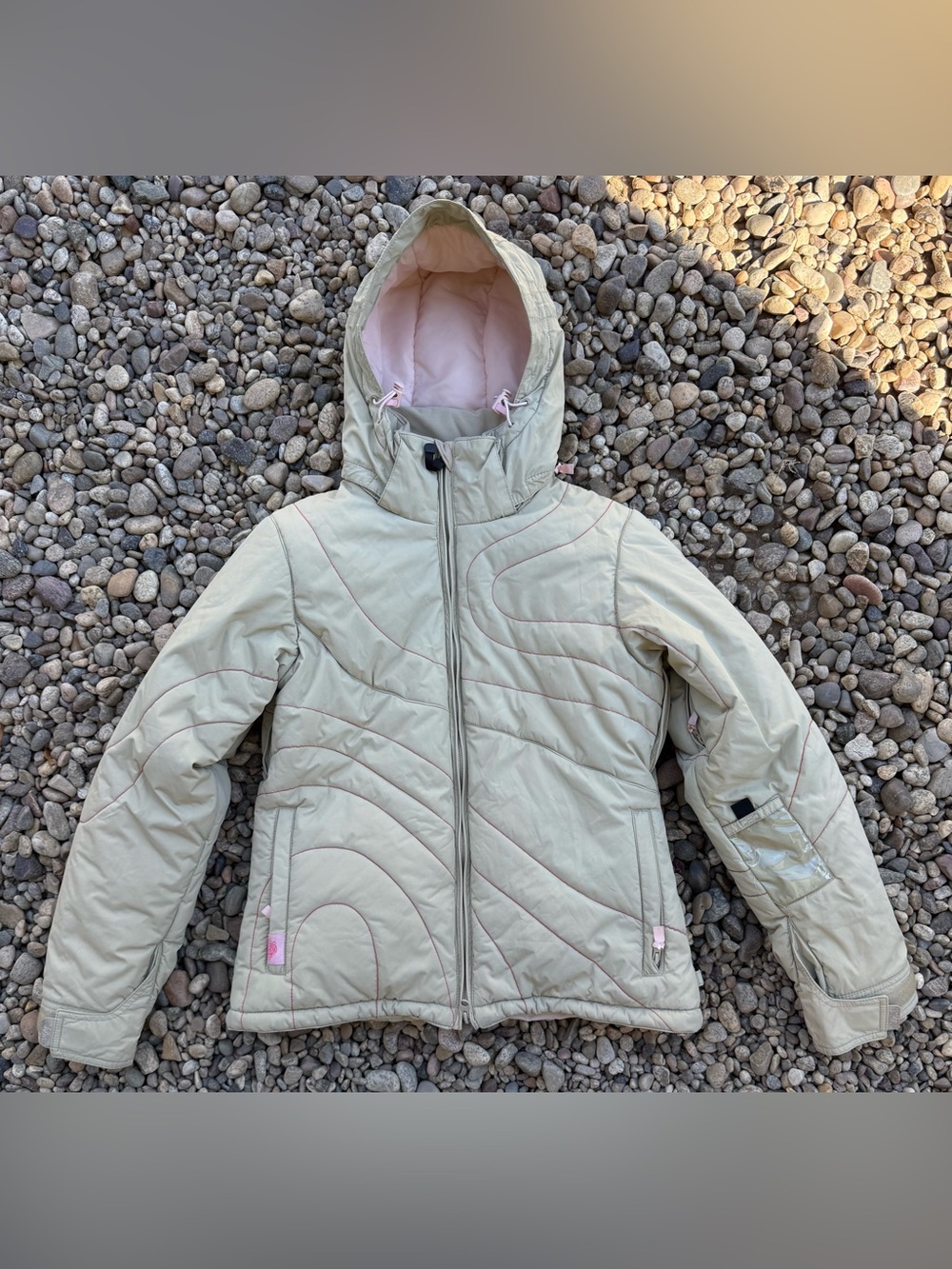 Vintage Roxy Tan and Pink Snowboarding Jacket, Women's Medium